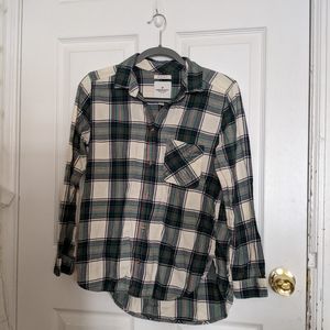 ❌SOLD❌ American Eagle Outfitters Boyfriend Flannel